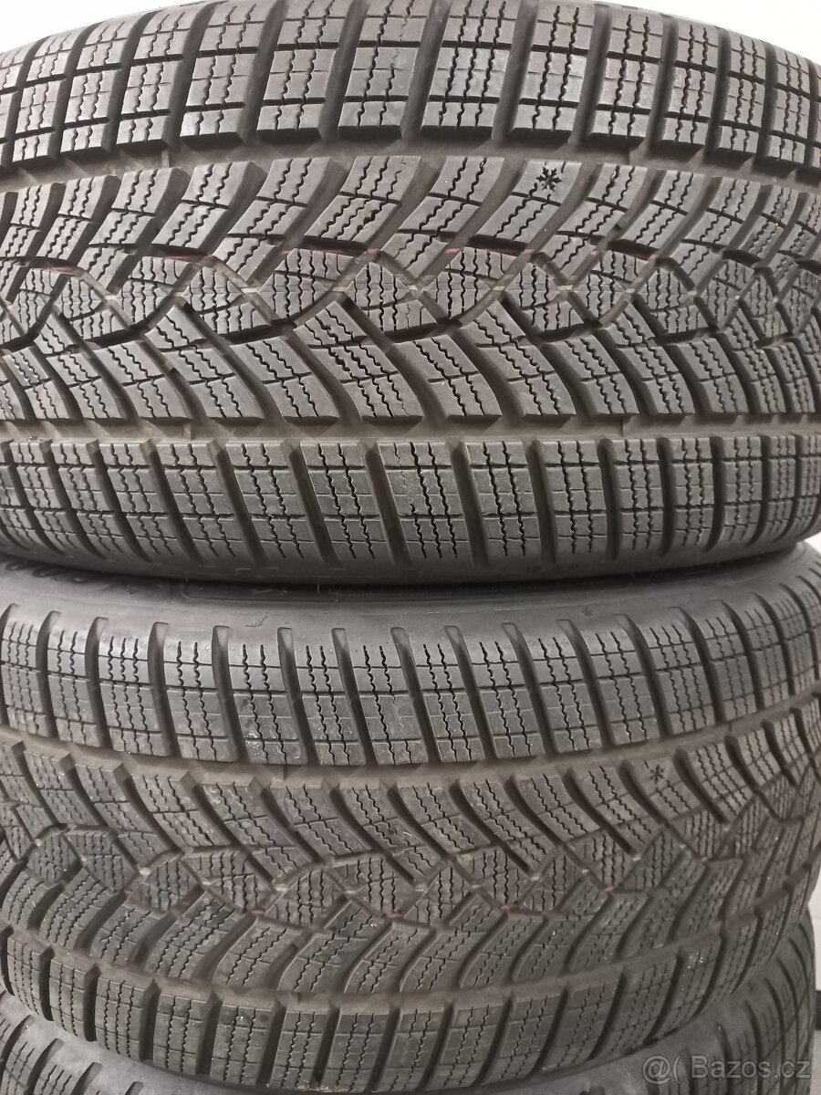 BMW 4 G26 i4 zimní Styling 853 Goodyear 245 45 R18 8 mm - 3