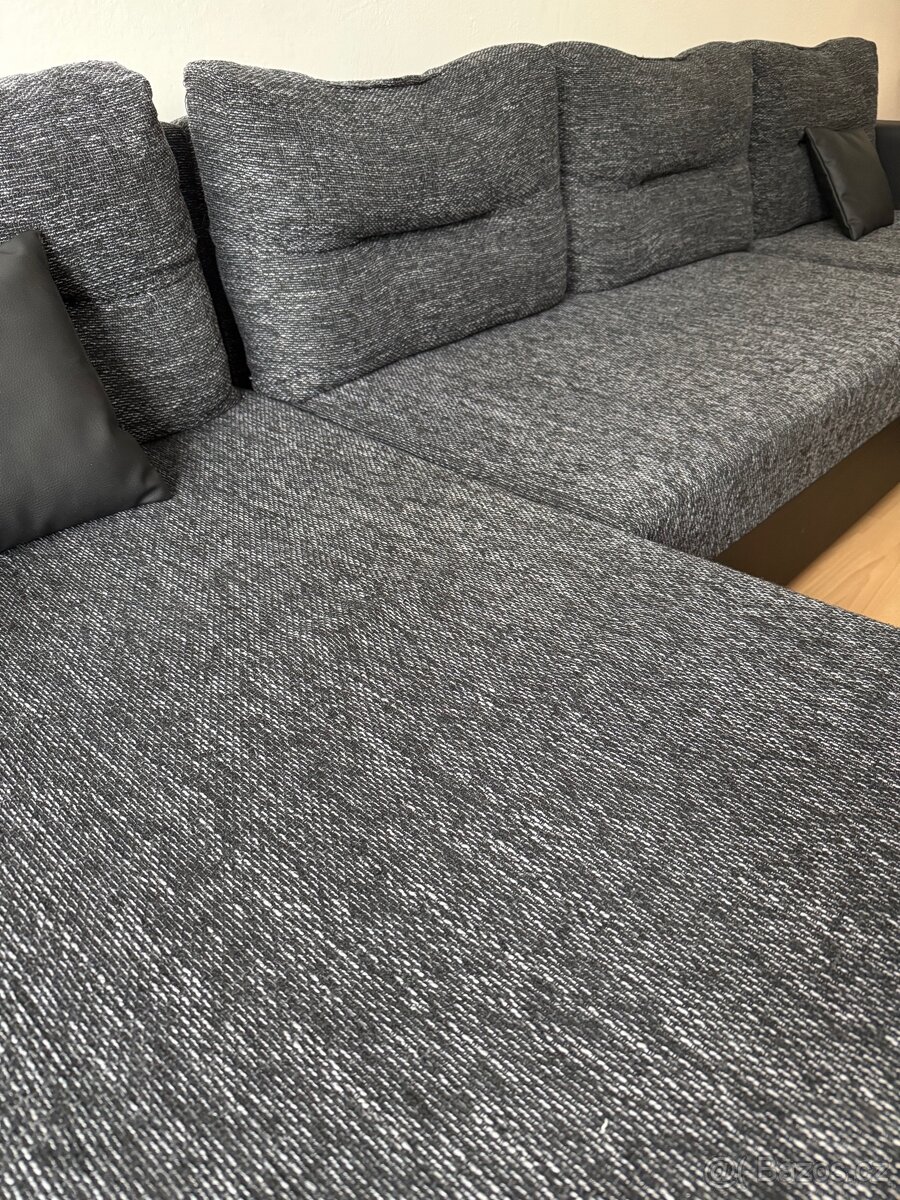 Rozkládací gauč - 3