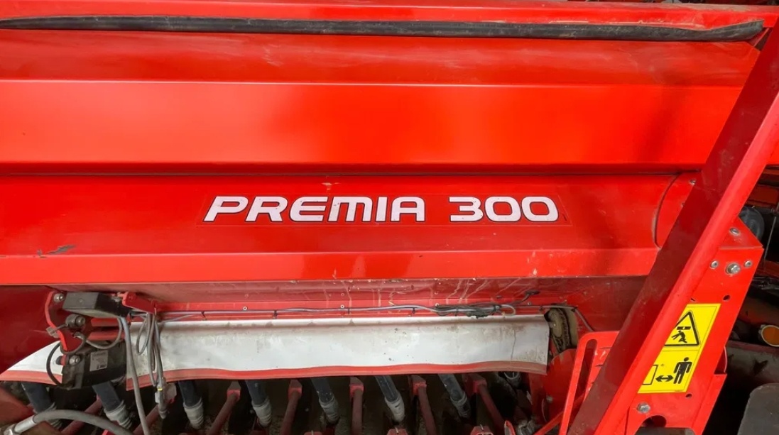 Koupím secí stroj Kuhn Premia 300 - 3