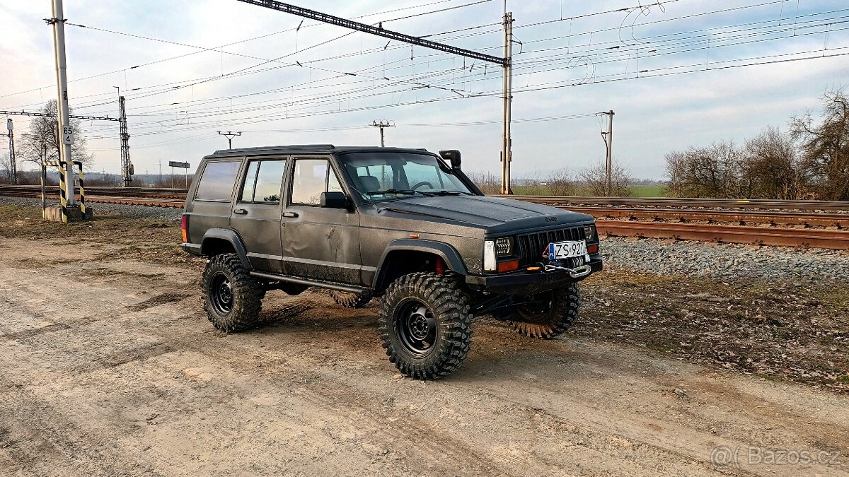 Jeep xj cherokee 4.0 HO - 3