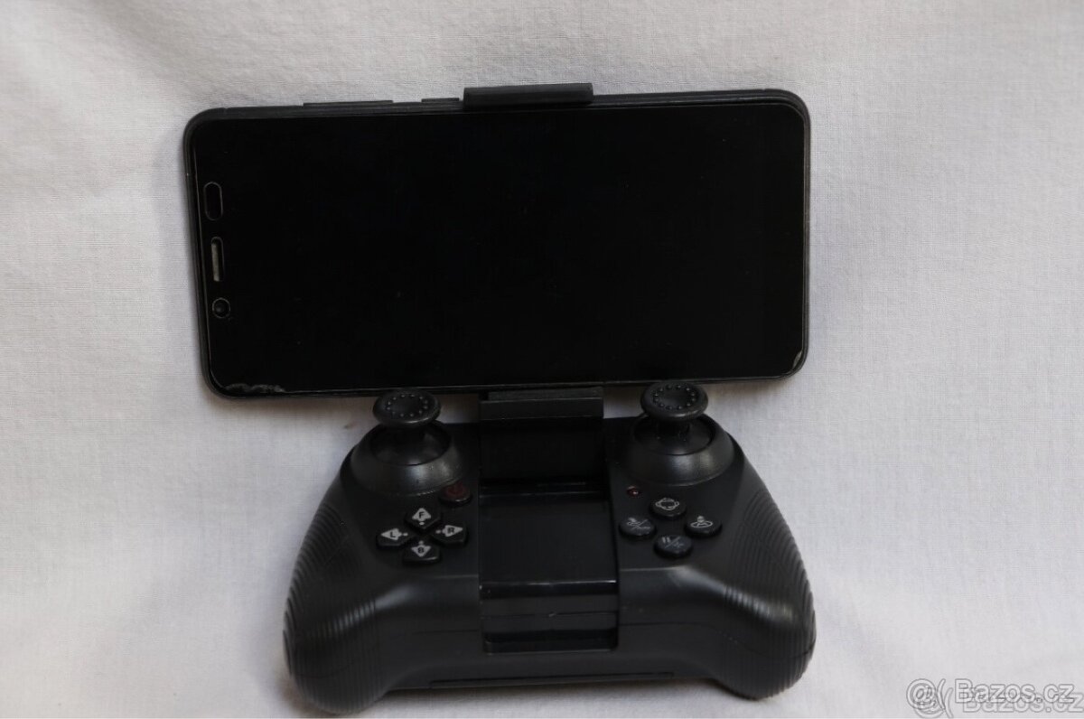 nový dron s kamerou - 3