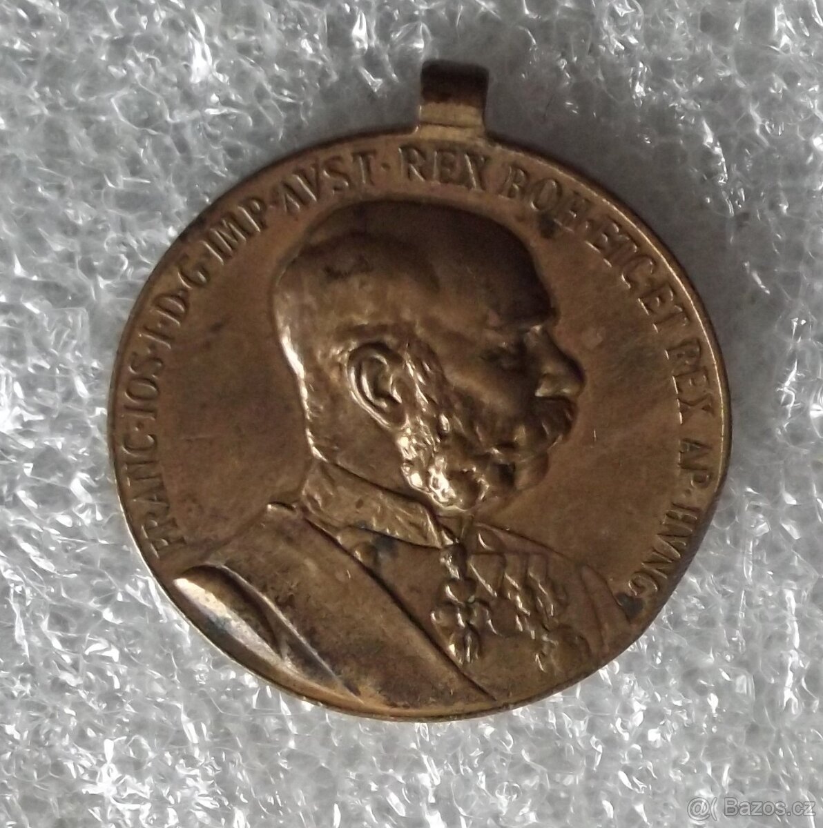 odznaky, medaile a vyznamenání - převážně armáda - 3