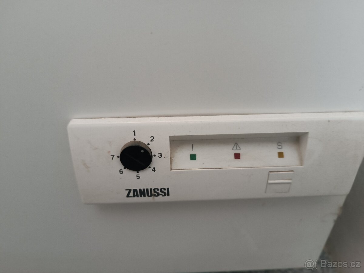 Pultový mrazák Zanussi - 3