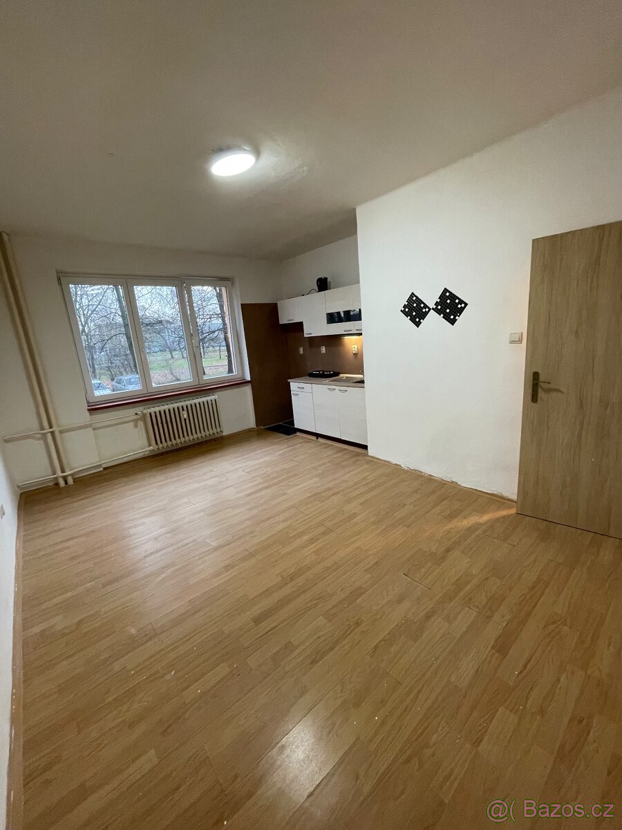 Pronájem bytu 1kk, Poruba, ul. Mongolská - 3