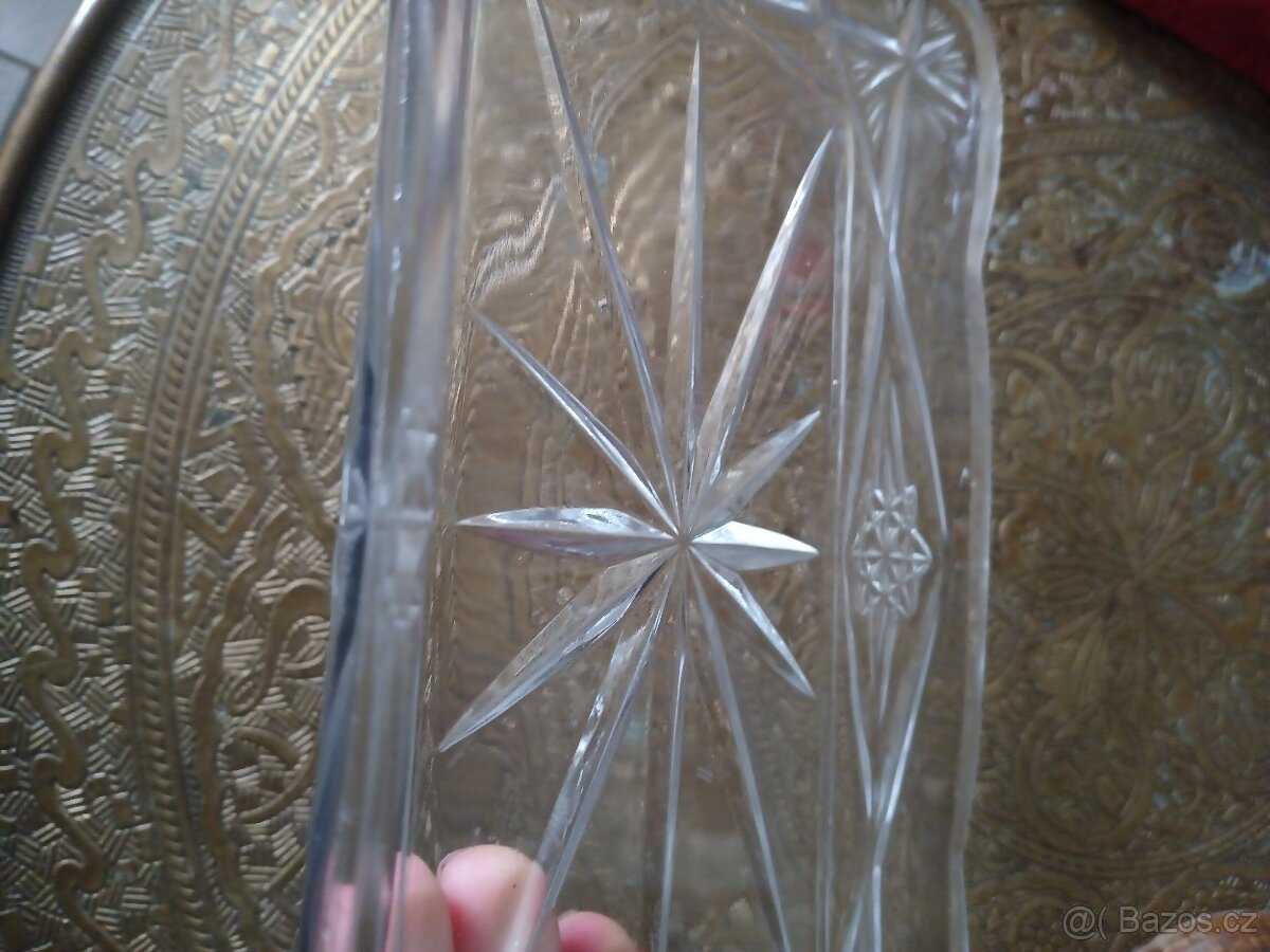 Broušený skleněný podnos - 3