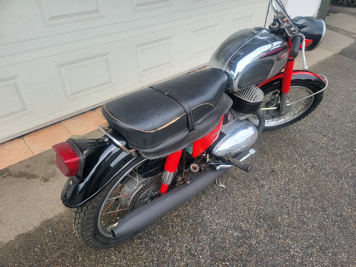 Prodám Jawa 350/362 Californian s TP - 3