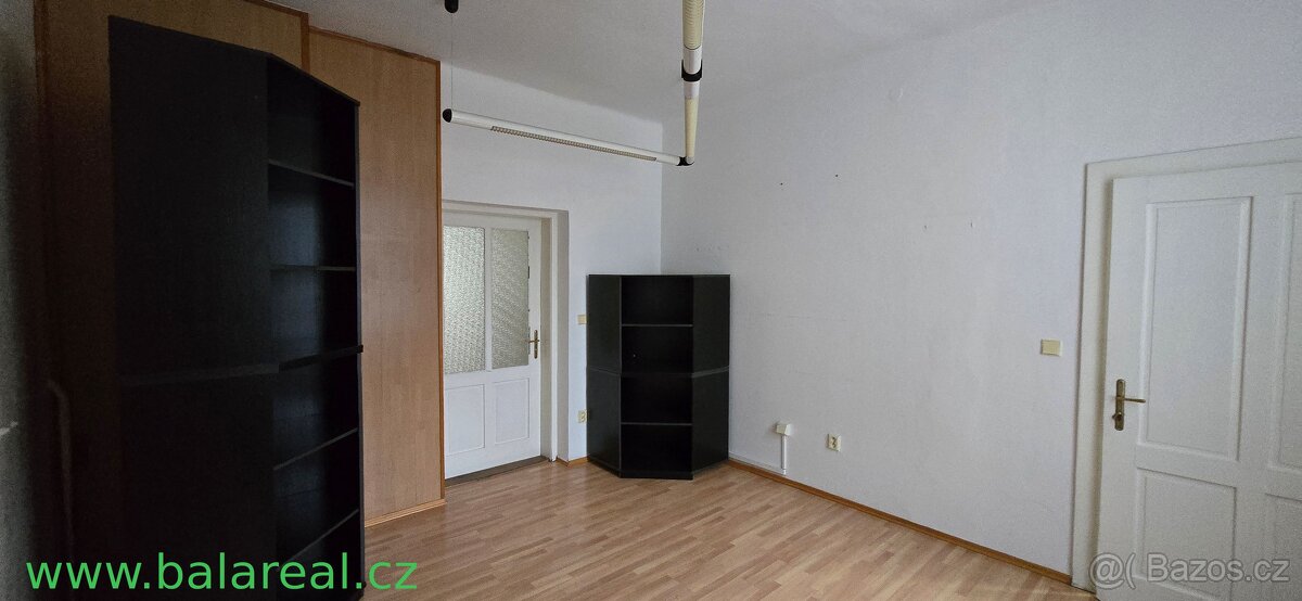 Prodej rodinného domu 8+1 s terasou a zahradou CP 355 m2 , S - 3