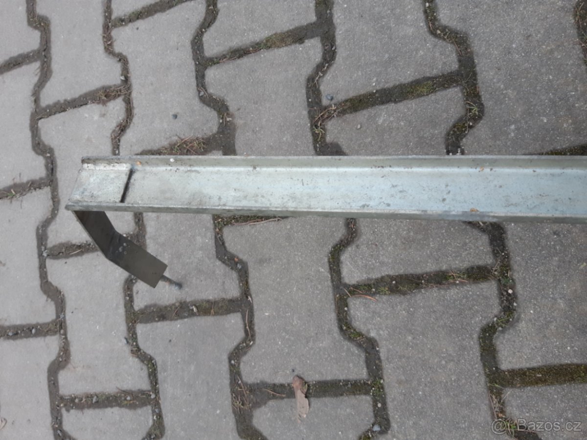 Držák nádrže - 3