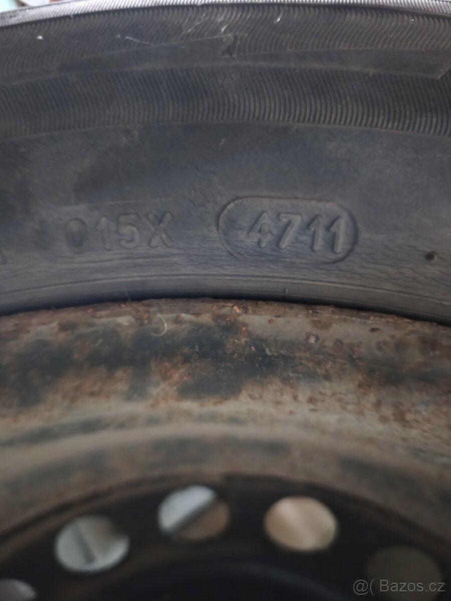 Zimní kola VW Golf 195/65 R15 - 3