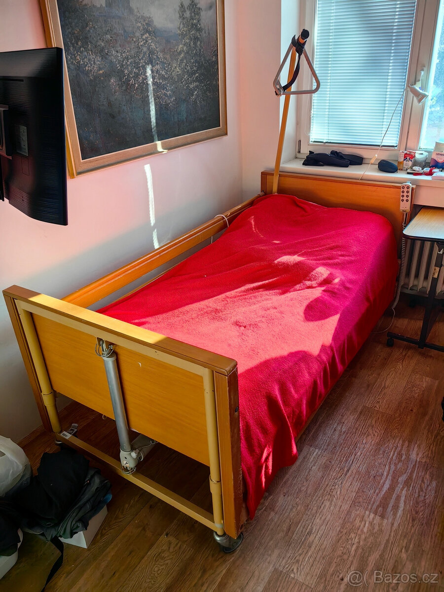 Polohovací postel - 3