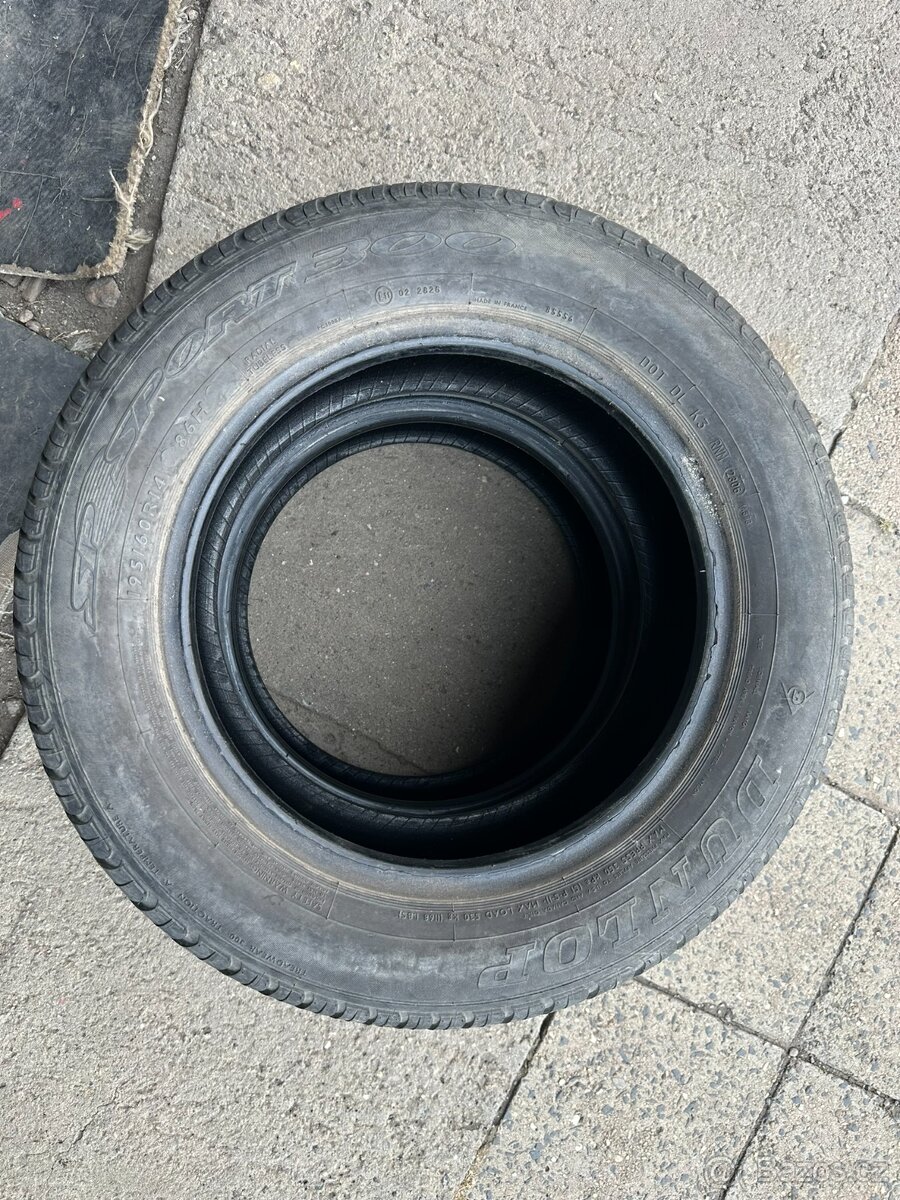 Prodám 2ks letních pneumatik Dunlop - 3