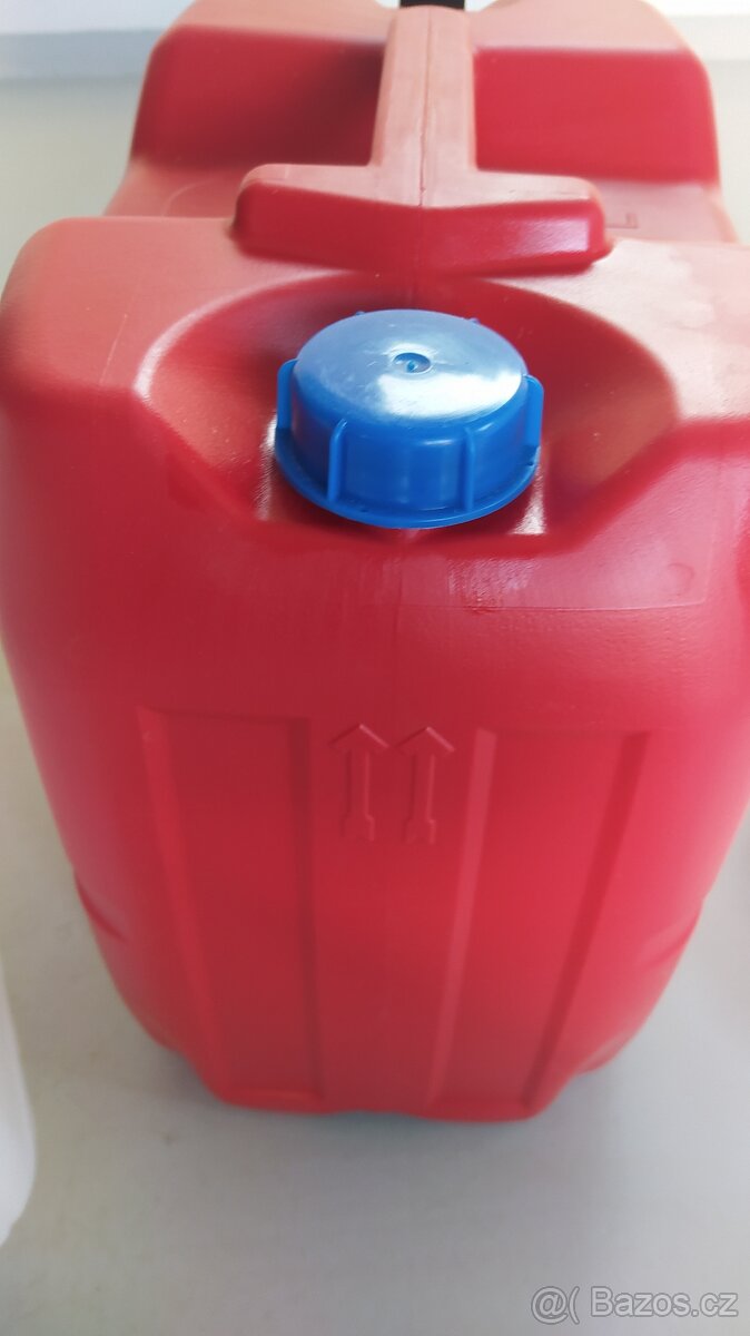 Kanystr plastovy 20 l 10l - 3