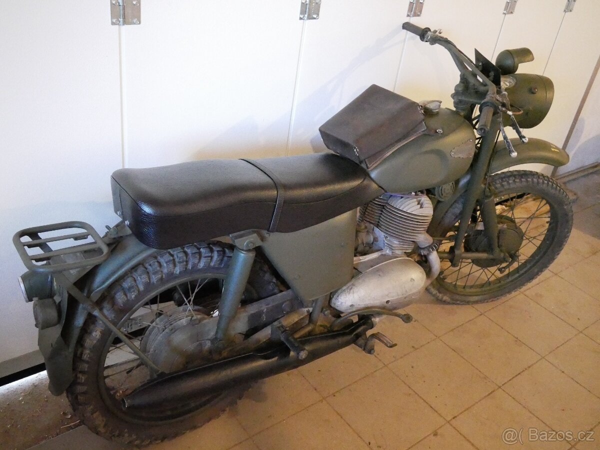 Jawa Monark 350 - 3