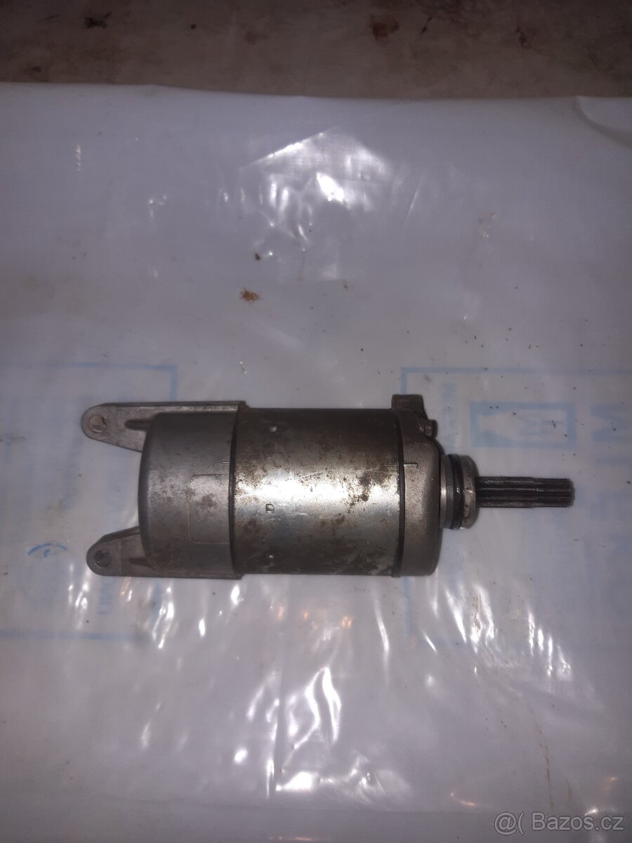 Startér Honda Dominator - 3