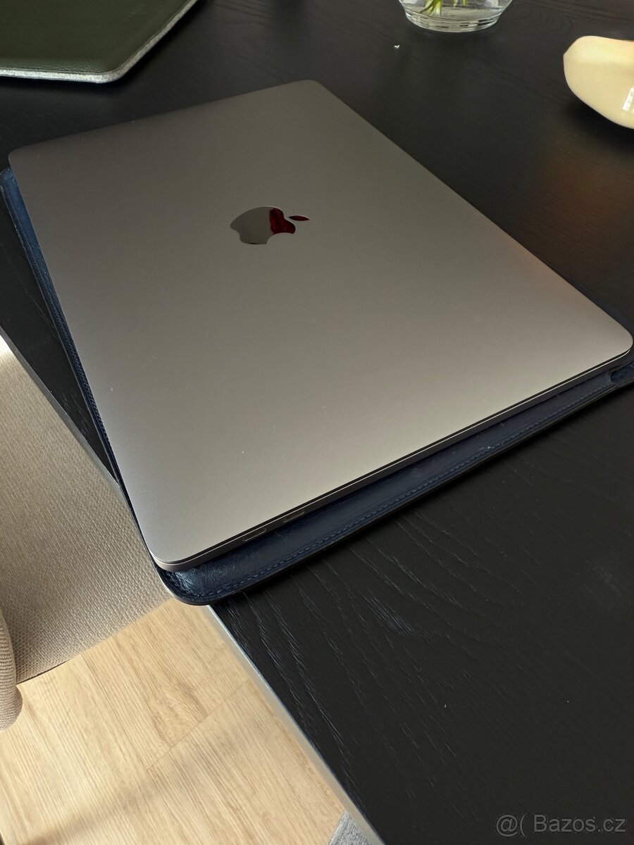 2019 MacBook Pro 13". - 3