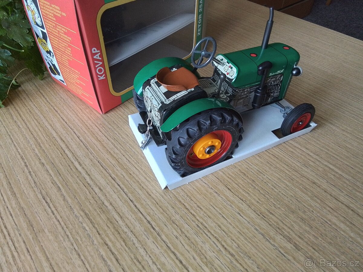 KOVAP Zetor 25A - Legendární plechový traktor - NOVÝ - 3