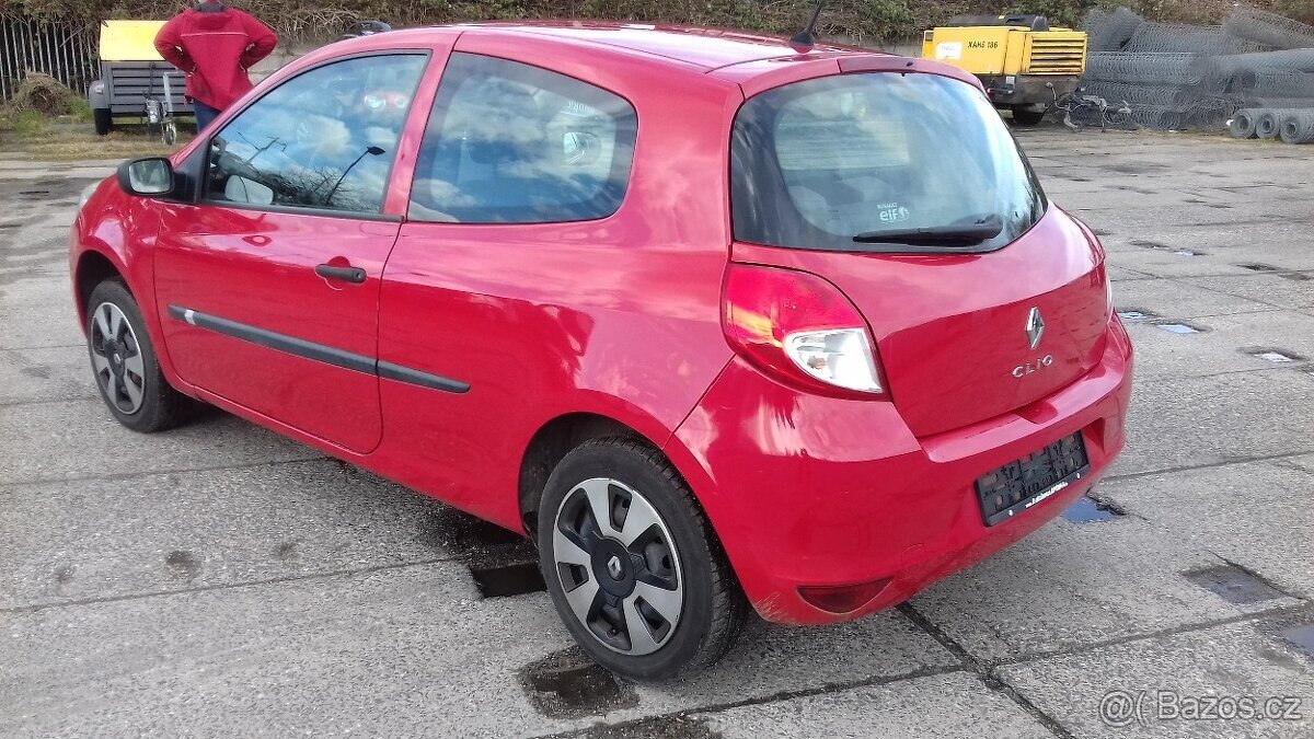 Renault Clio III 1,2 16V, 2011 klima facelift - 3