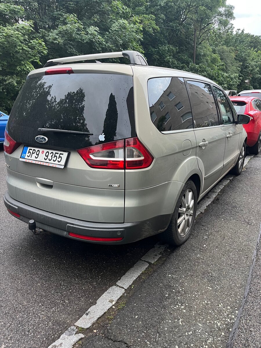 Ford Galaxi - 3