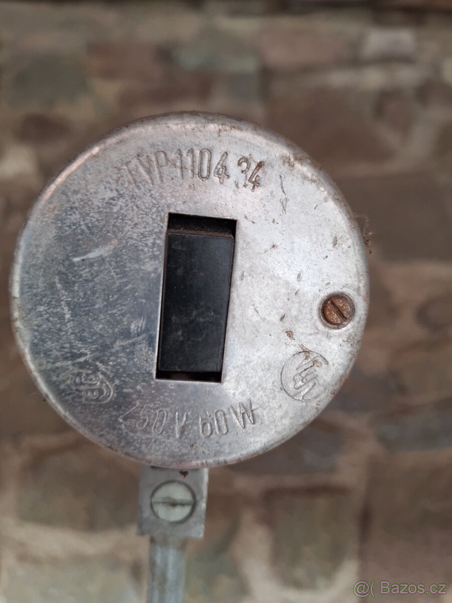 Stara dílenská lampa - 3