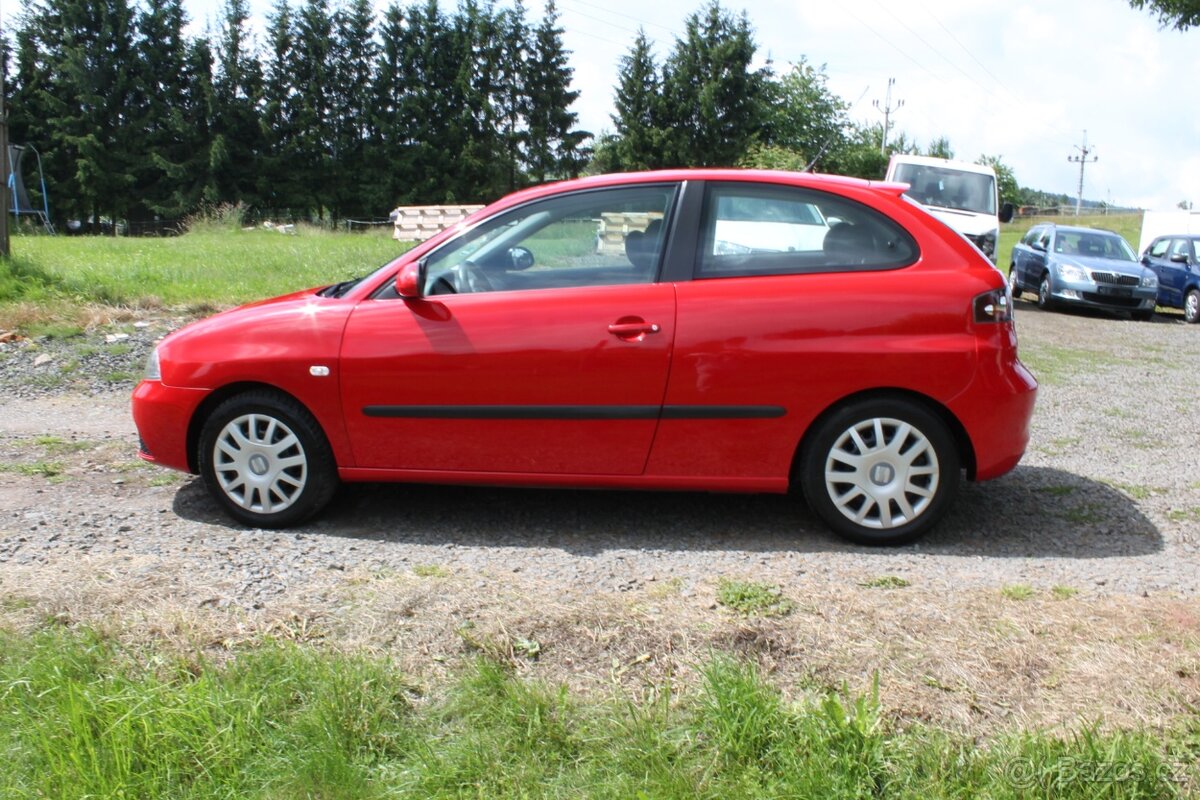 Seat Ibiza 1.2 12V,Reference,AC, Servisní kniha - 3