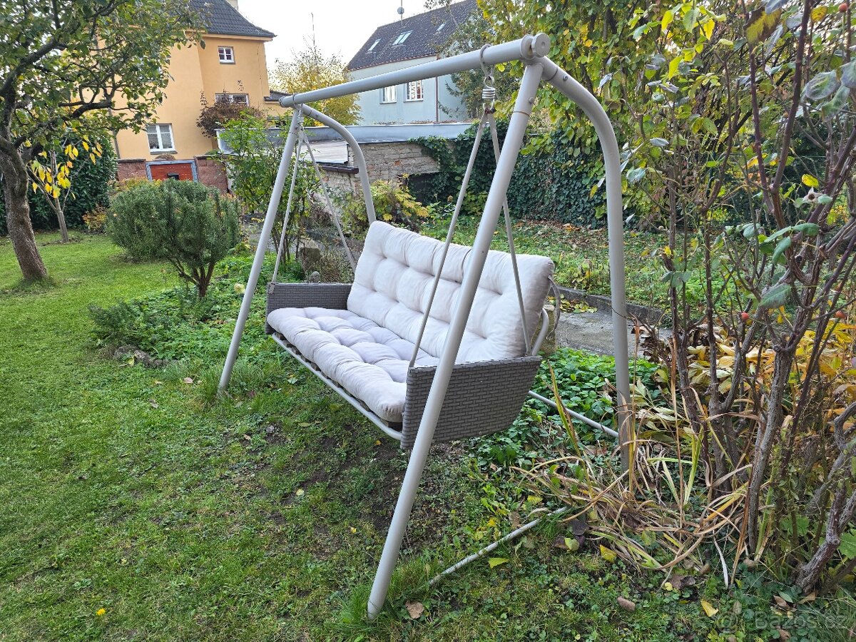 Zahradní houpačka - 3