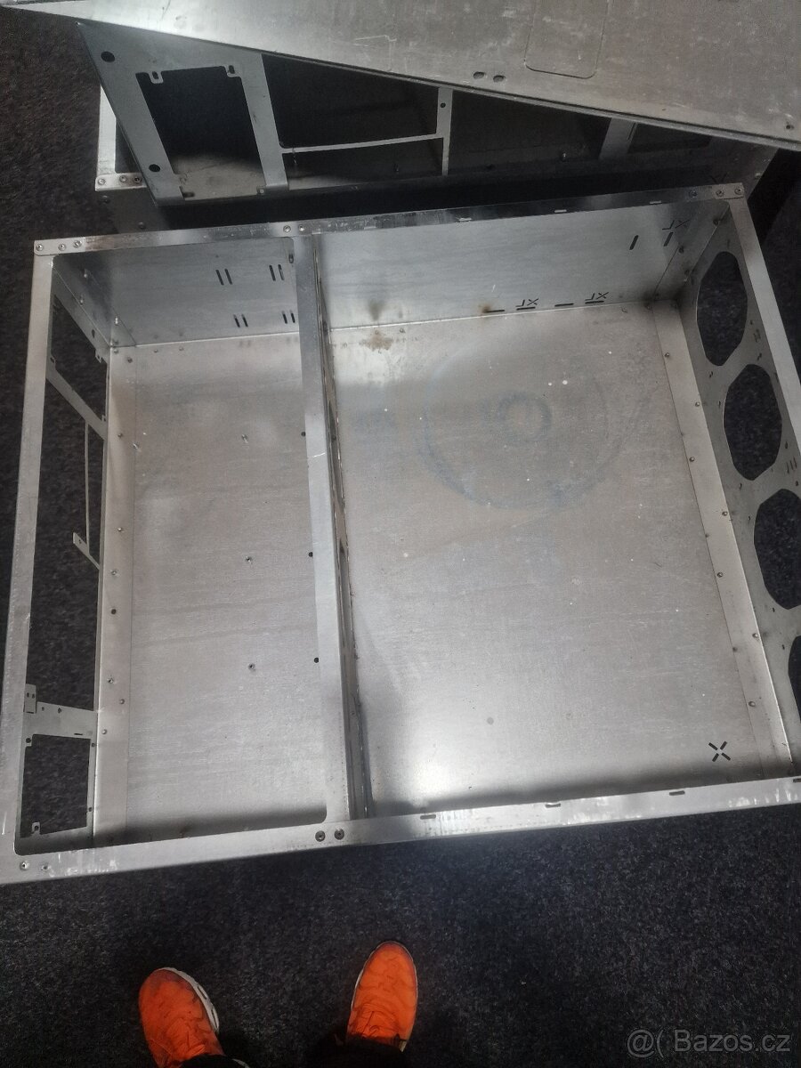 Prodam RACK Maxila XL servery, AI, tezba - 3