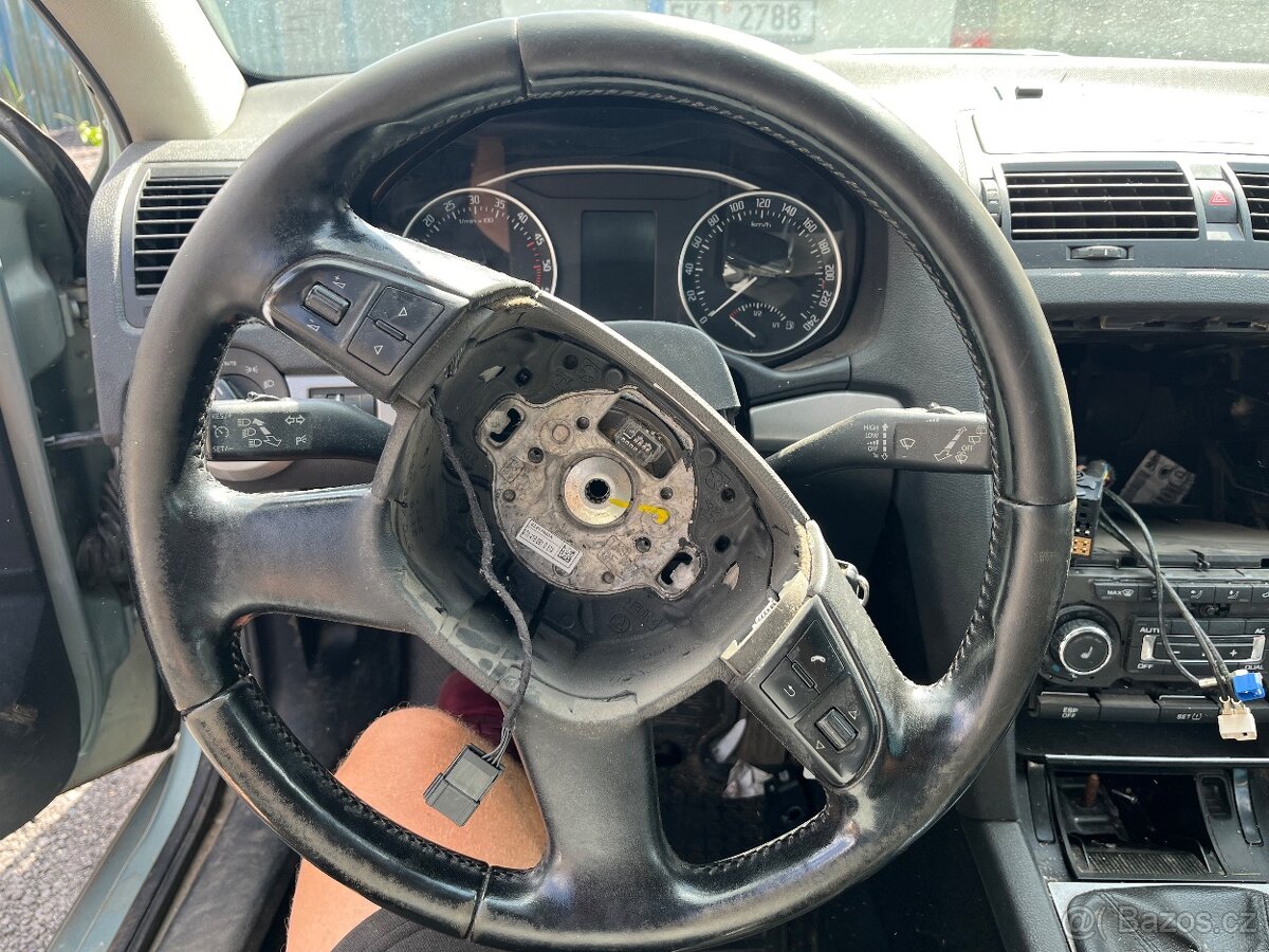 Škoda Octavia 2 II 2.0 BMM 103KW Combi díly z vozu - 3