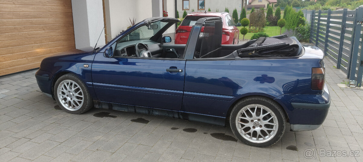 Volkswagen Golf Karman Cabrio 1,8 - 3