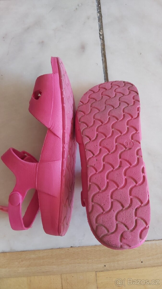 Dívčí sandálky vel.34 - 3