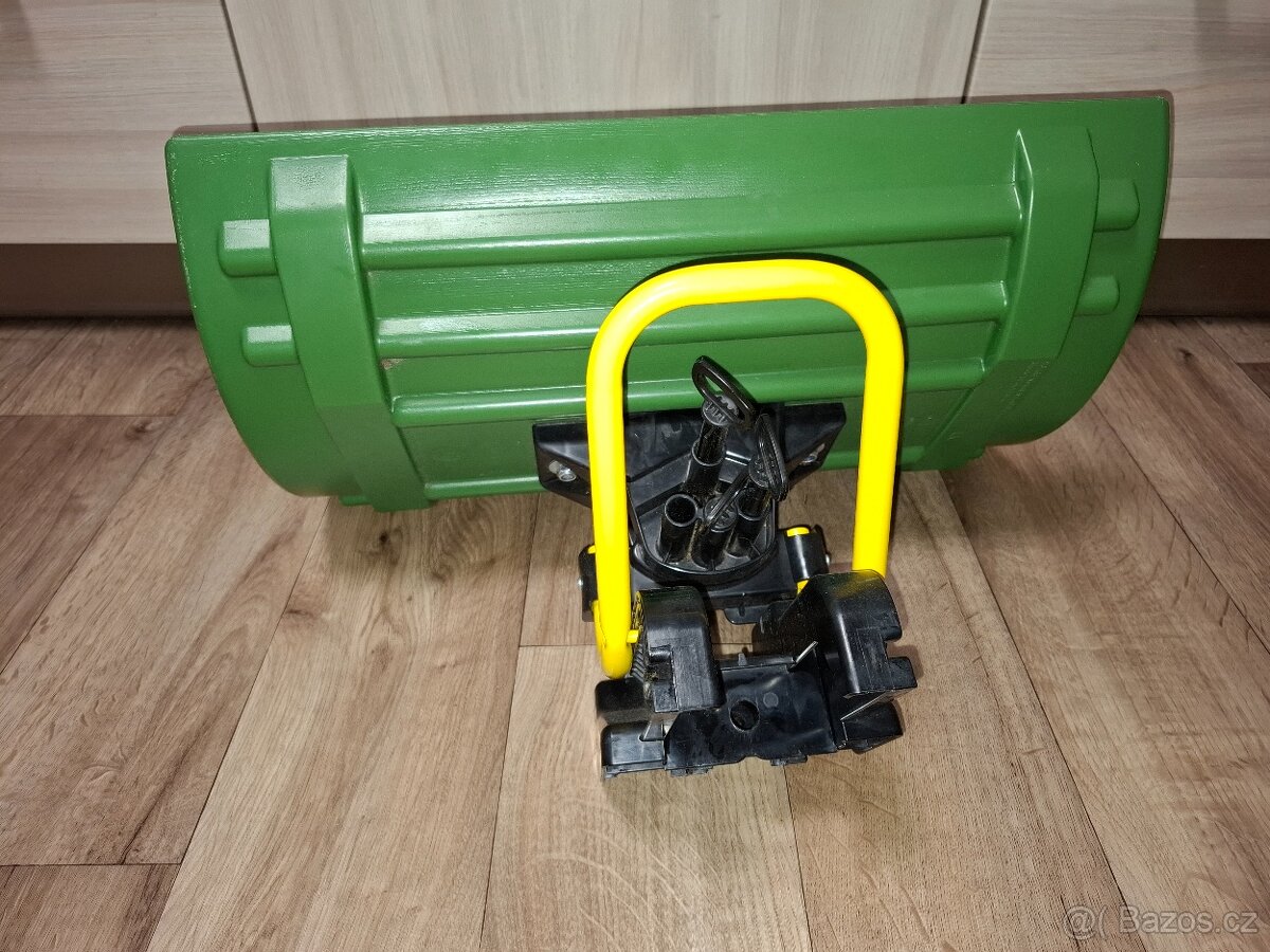 Funkcni snezny pluh/radlice pro el.traktory John Deere - 3