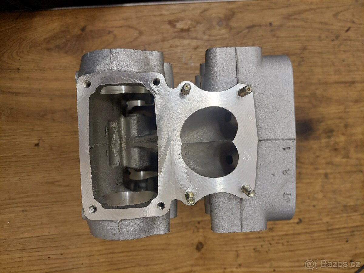 Hlava motoru Ducati - 3