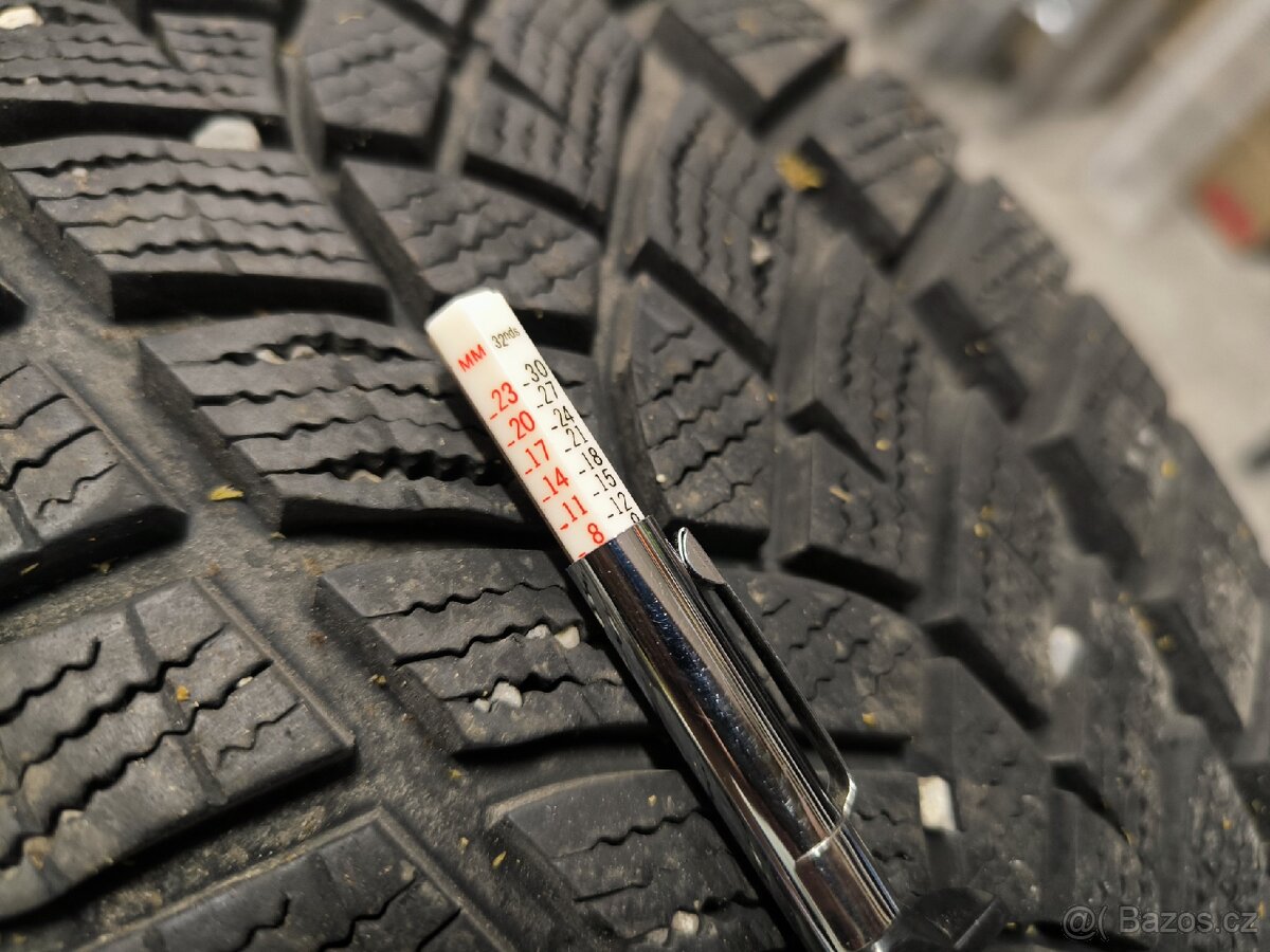 215/60/16 zimní - 1 kus - 3