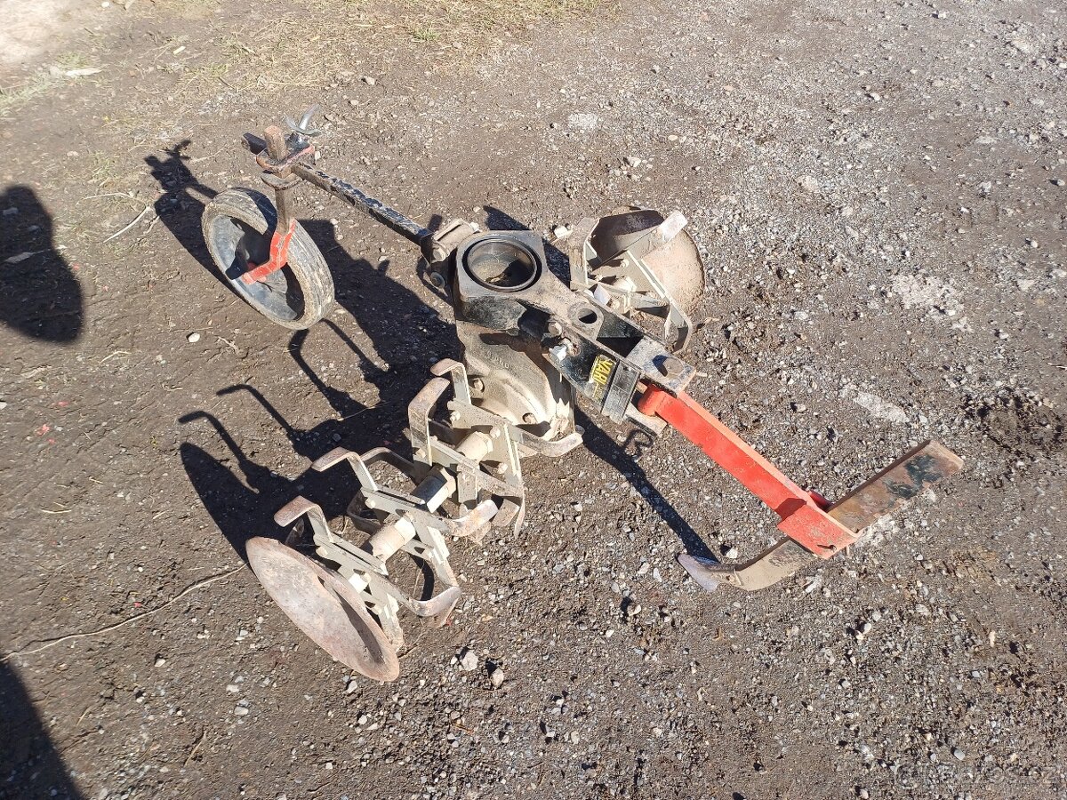 Rotavátor Vari AKY-357/358 - 3