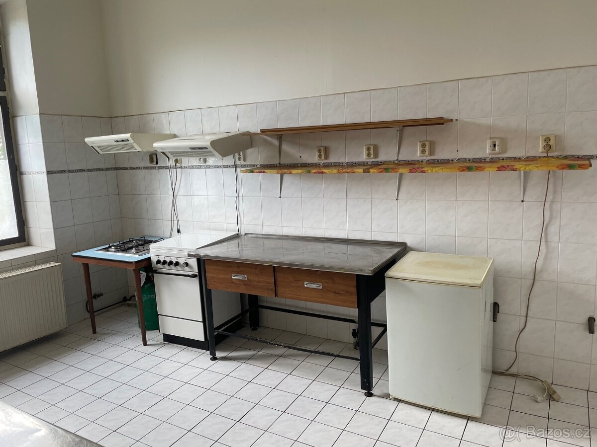 Pronájem nebytového prostoru v Trutnově - 3