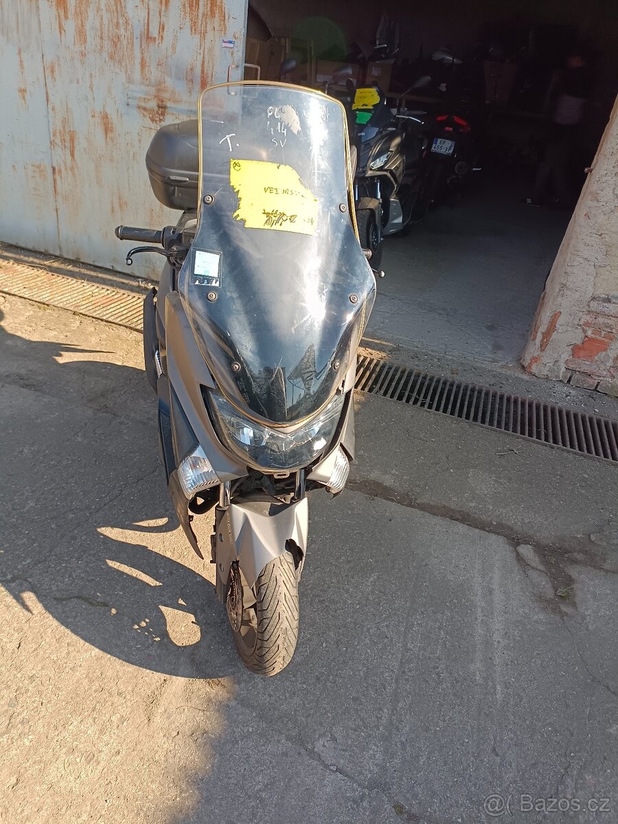 Yamaha n max 125 - 3