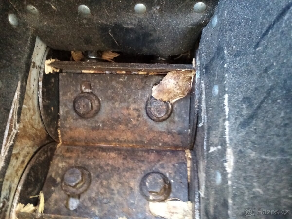 Prodám štěpkovač, špalikovač - 3