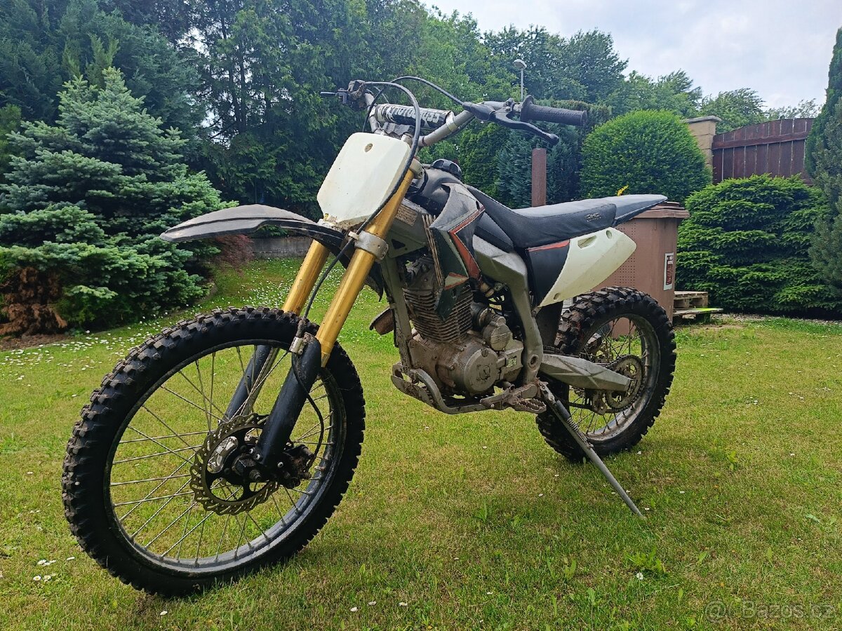 Enduro 250