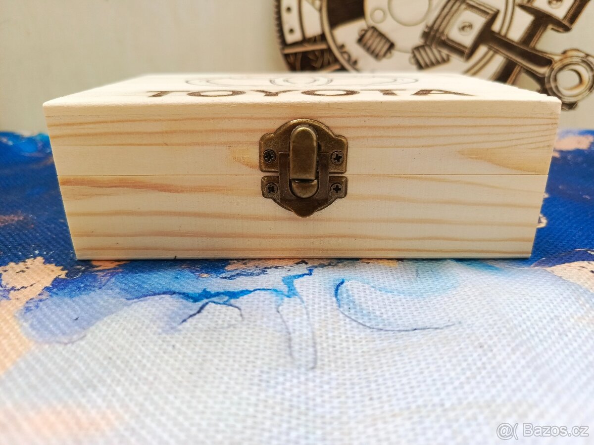 Dřevěná krabička Toyota - 3
