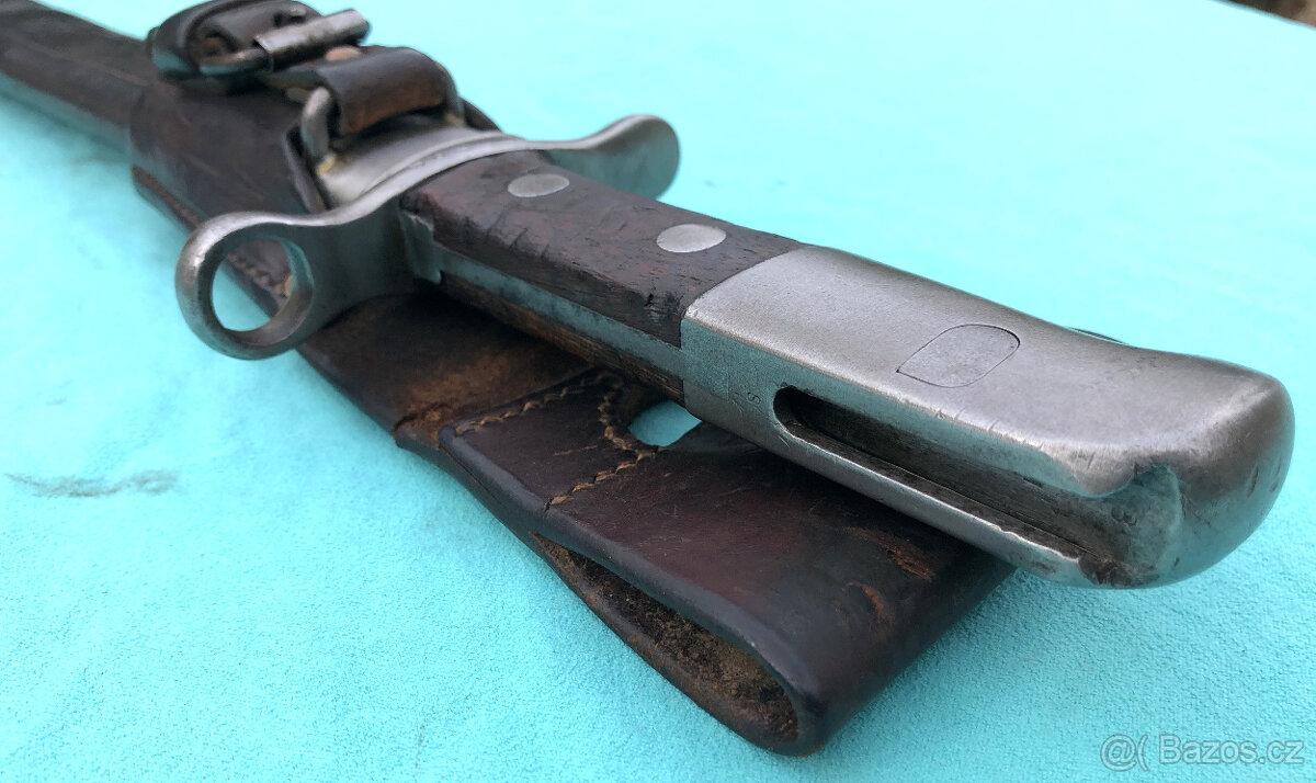 Švýcarský bodák M1914 s pilou - 3