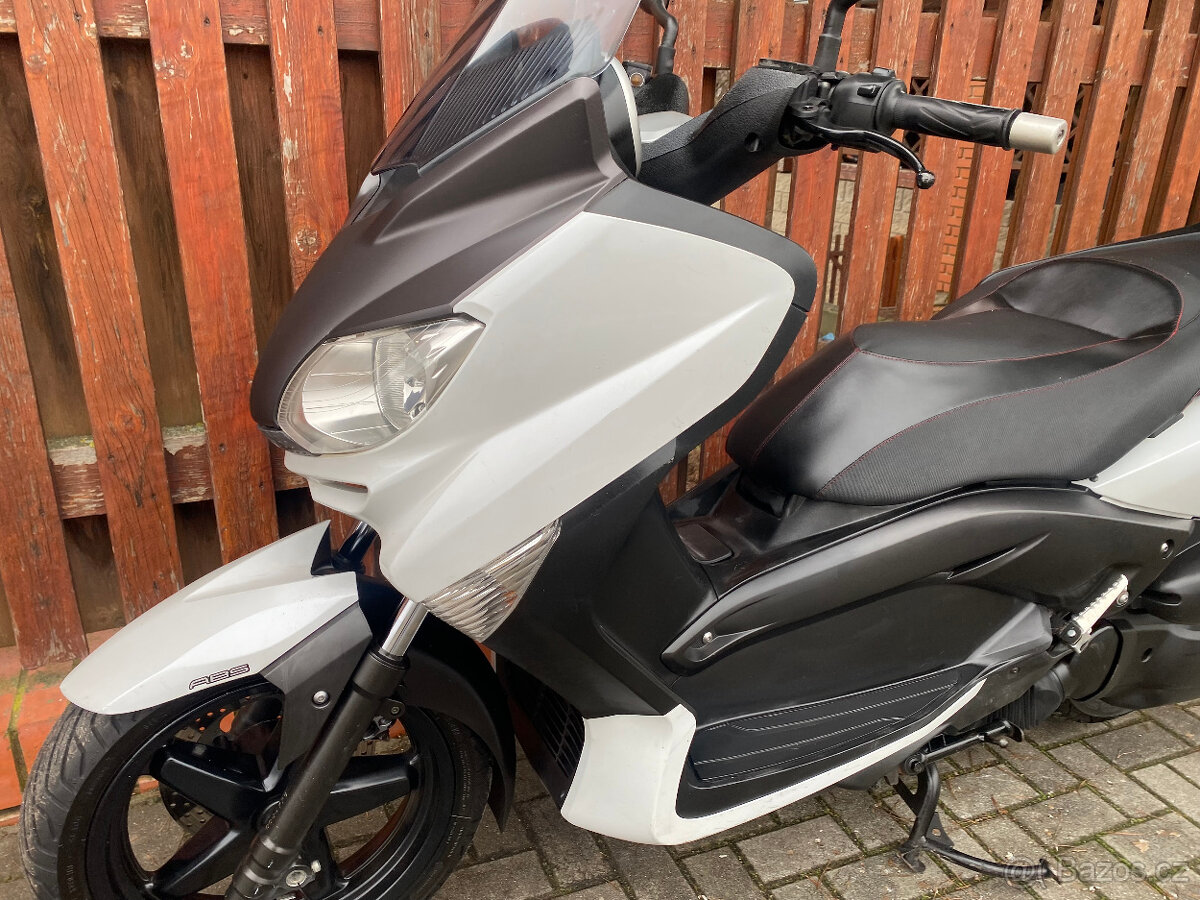 Yamaha X-Max 125 ABS - 3