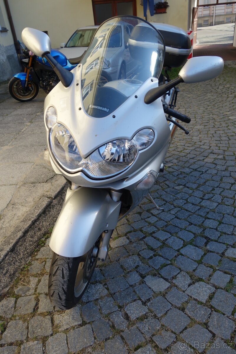 Kawasaki ZZR 1200 - 3