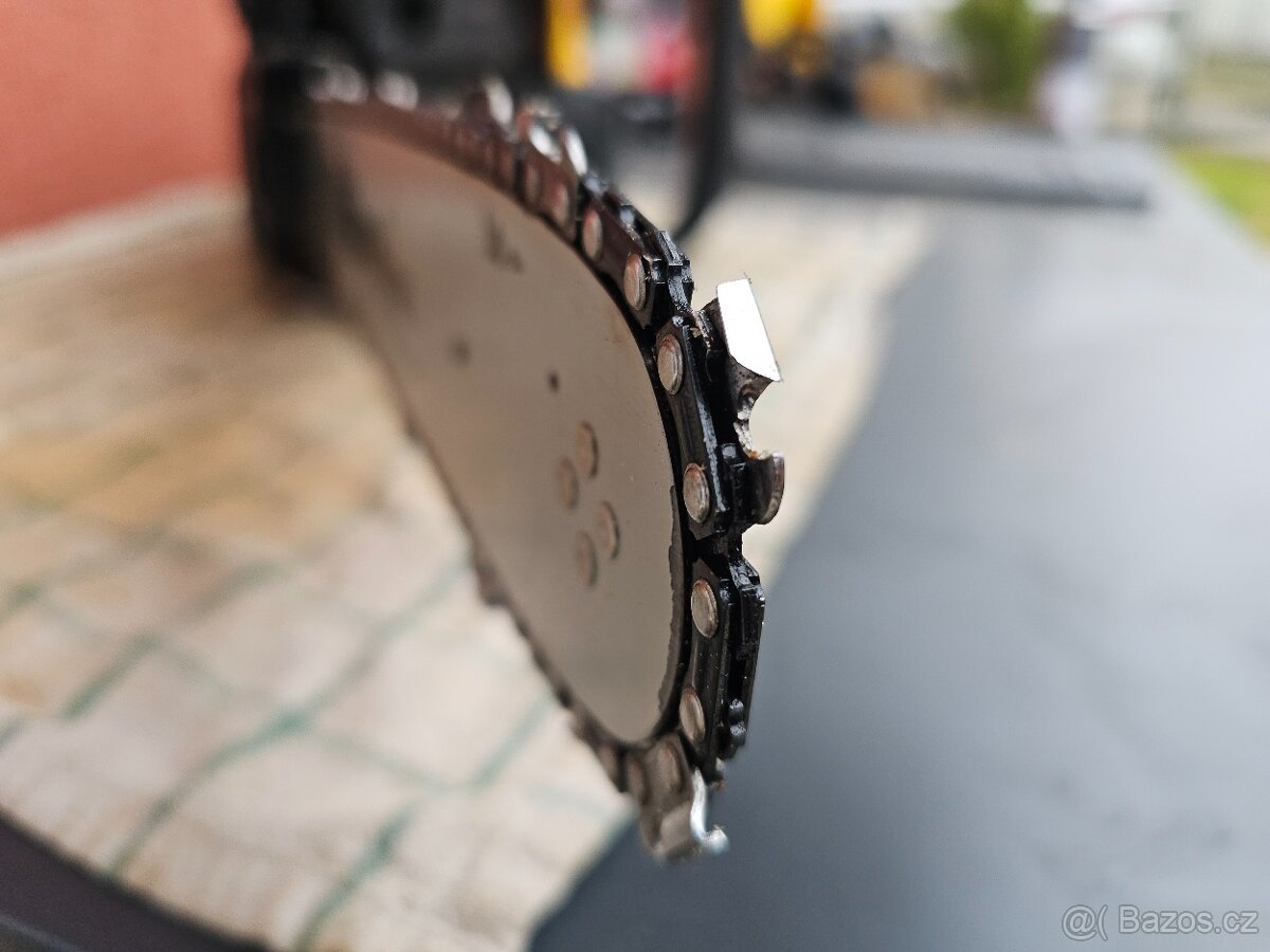 Prodám téměř novou motorovku - 3