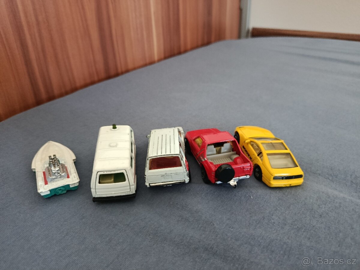 5 x autíčka MATCHBOX - 3