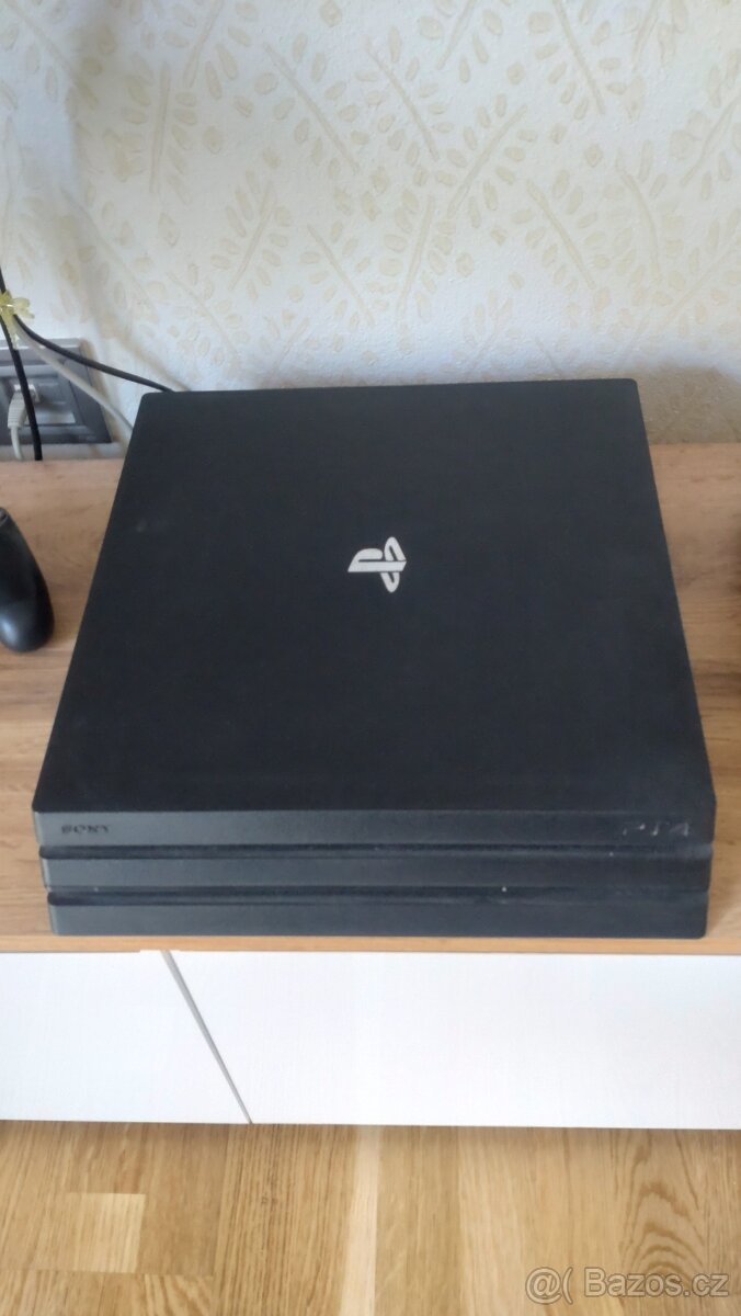 Ps4 pro - 3