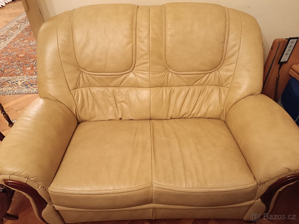 Kožená sedací souprava. - 3