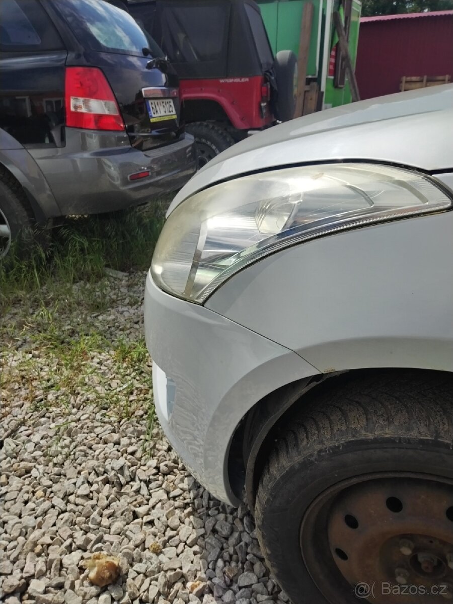 Suzuki Swift 2013 - 3