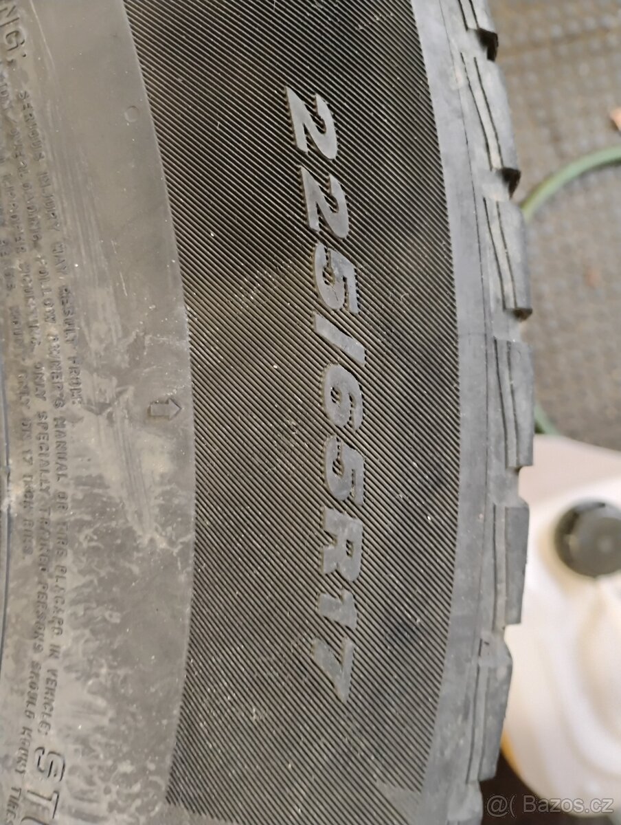 225/65/17 zimní - 3