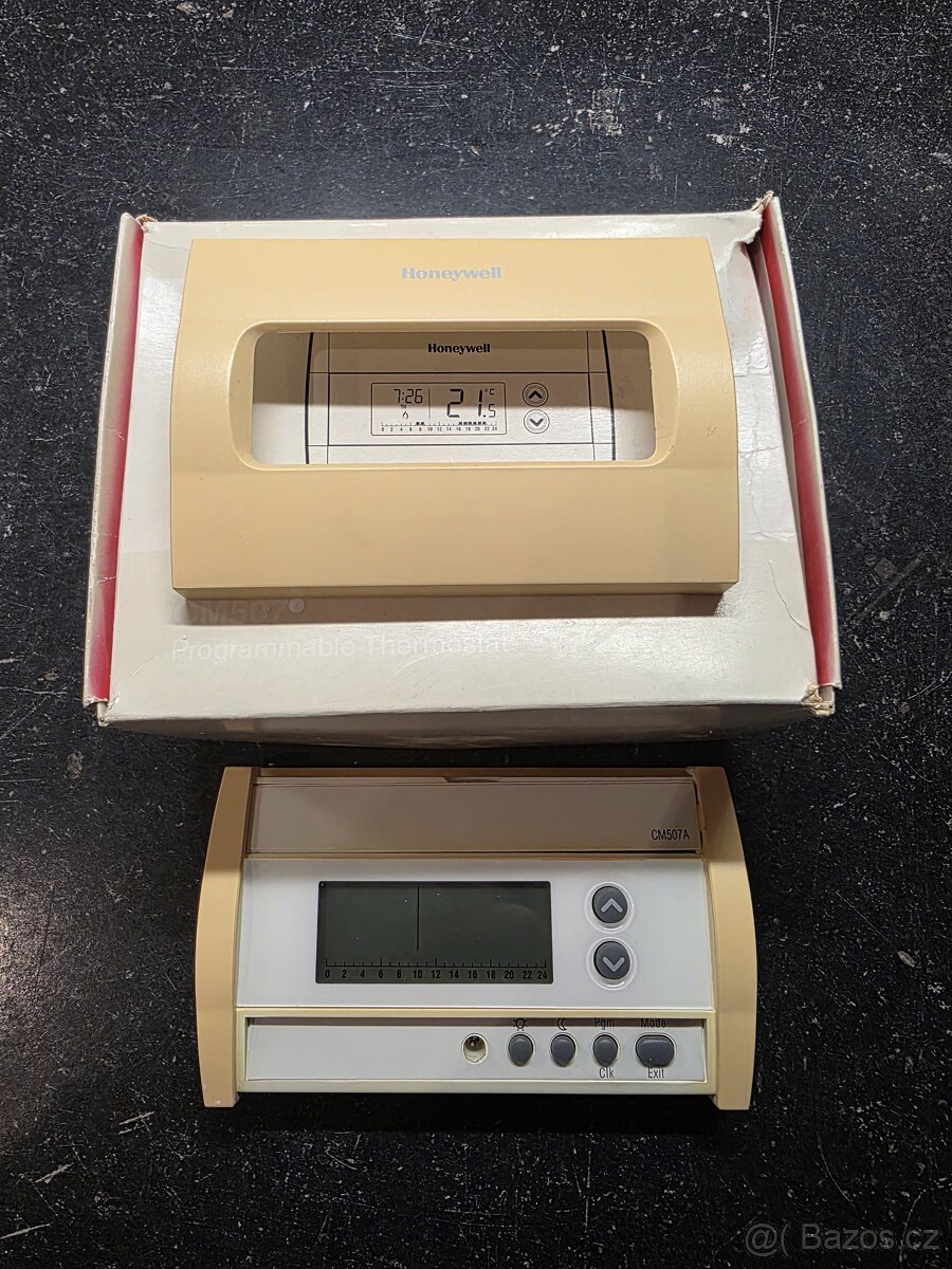 Termostat - HONEYWELL týdenní CM507 - 3