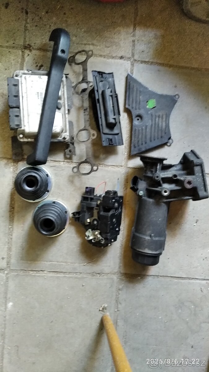 Náhradní díly na Volkswagen golf 1.9 TDi 66 kW - 3