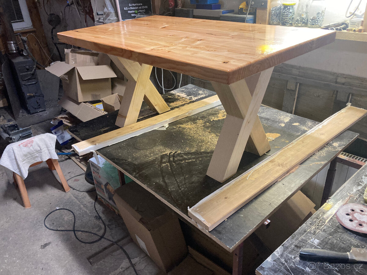 Konferenční stolek z masivu - 3